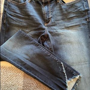 New Jeans with tulip hem